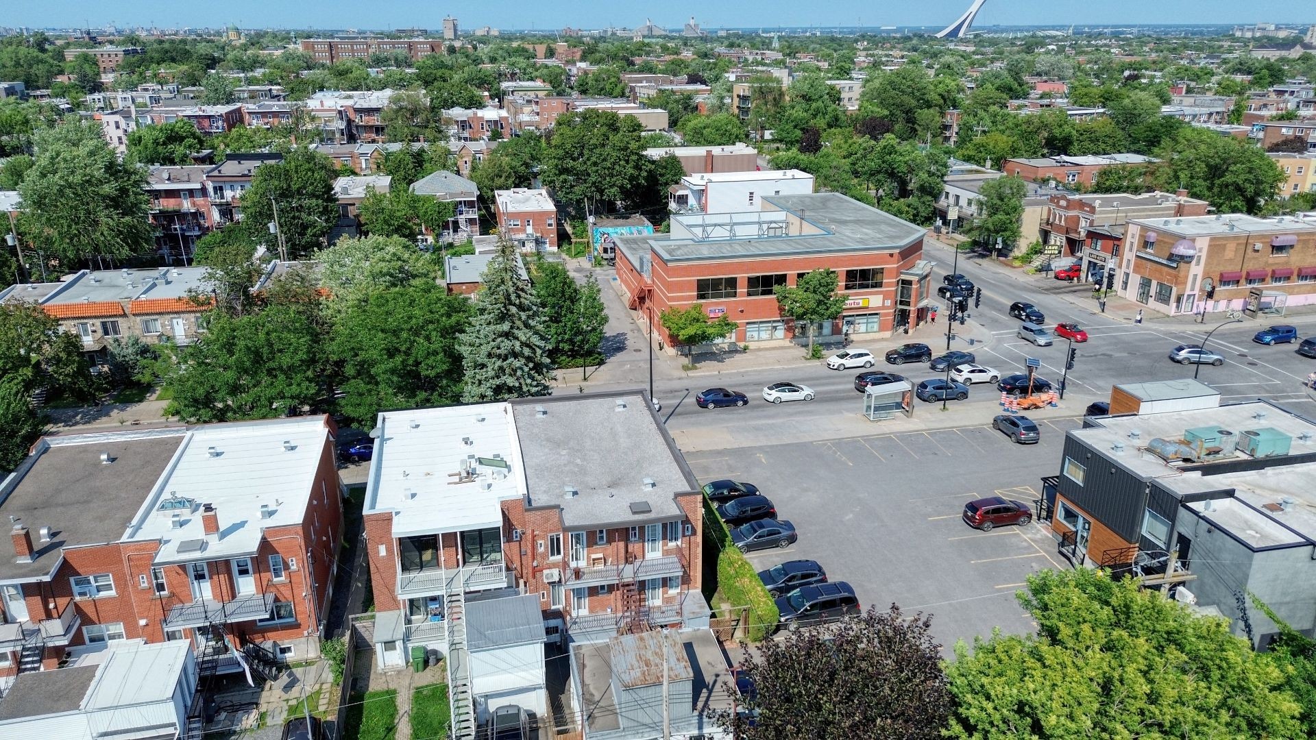 









5930

 - 5936


Rue D'Iberville

,
Montréal (Rosemont/La Petite-Patrie),




QC
H2G2C3

