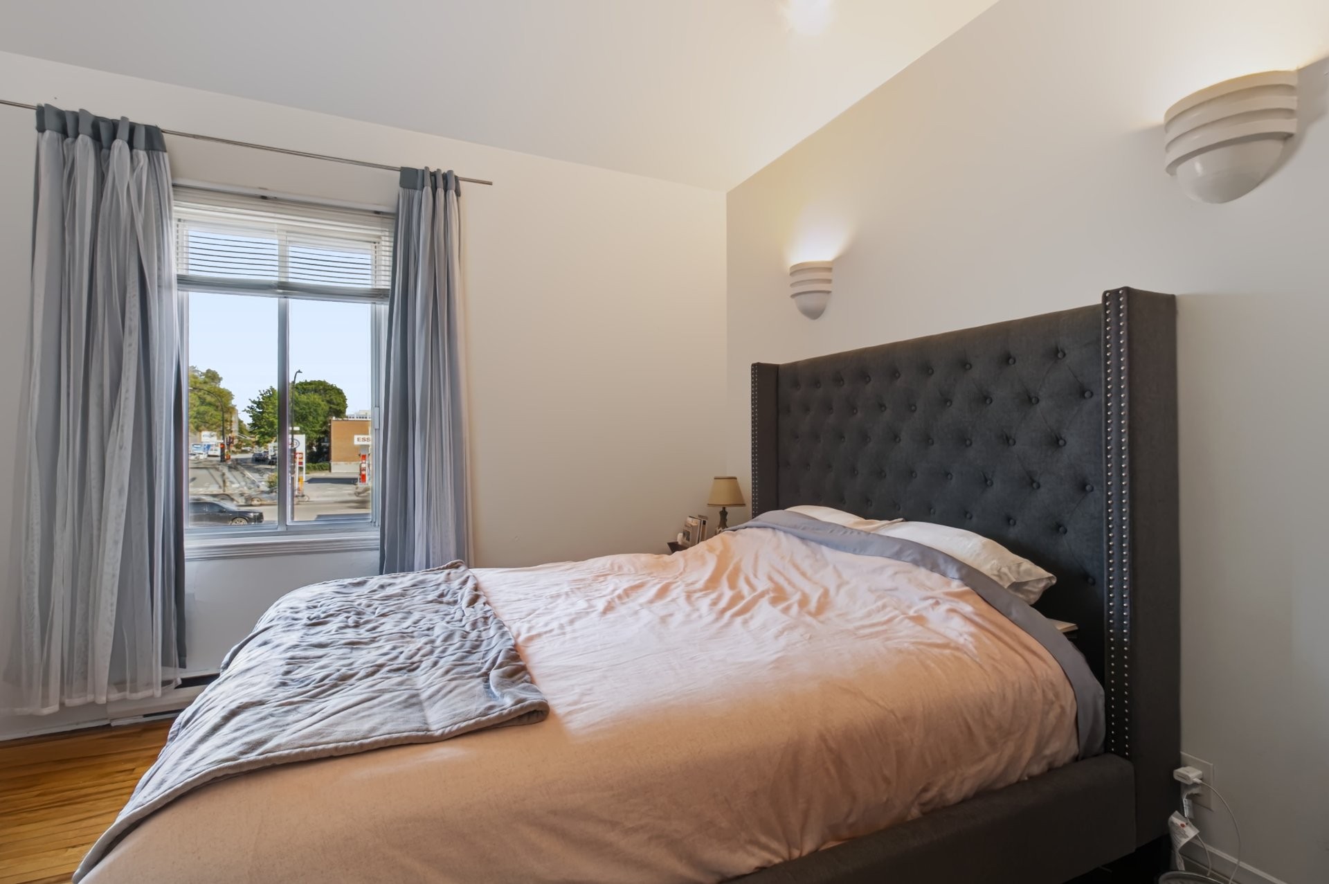 









5930

 - 5936


Rue D'Iberville

,
Montréal (Rosemont/La Petite-Patrie),




QC
H2G2C3

