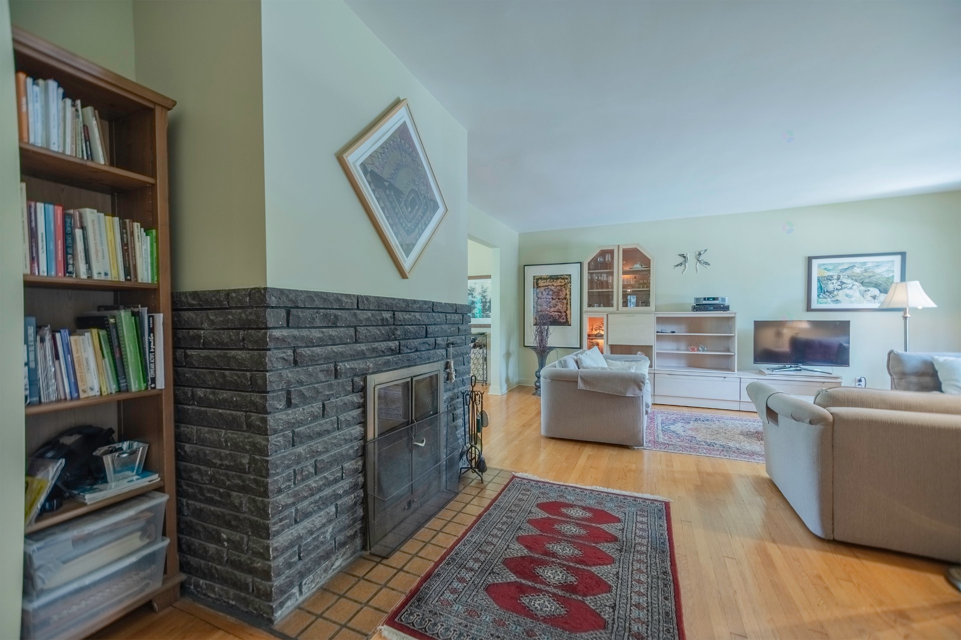 









242


Av. de Sanford

,
Saint-Lambert,




QC
J4P2X6

