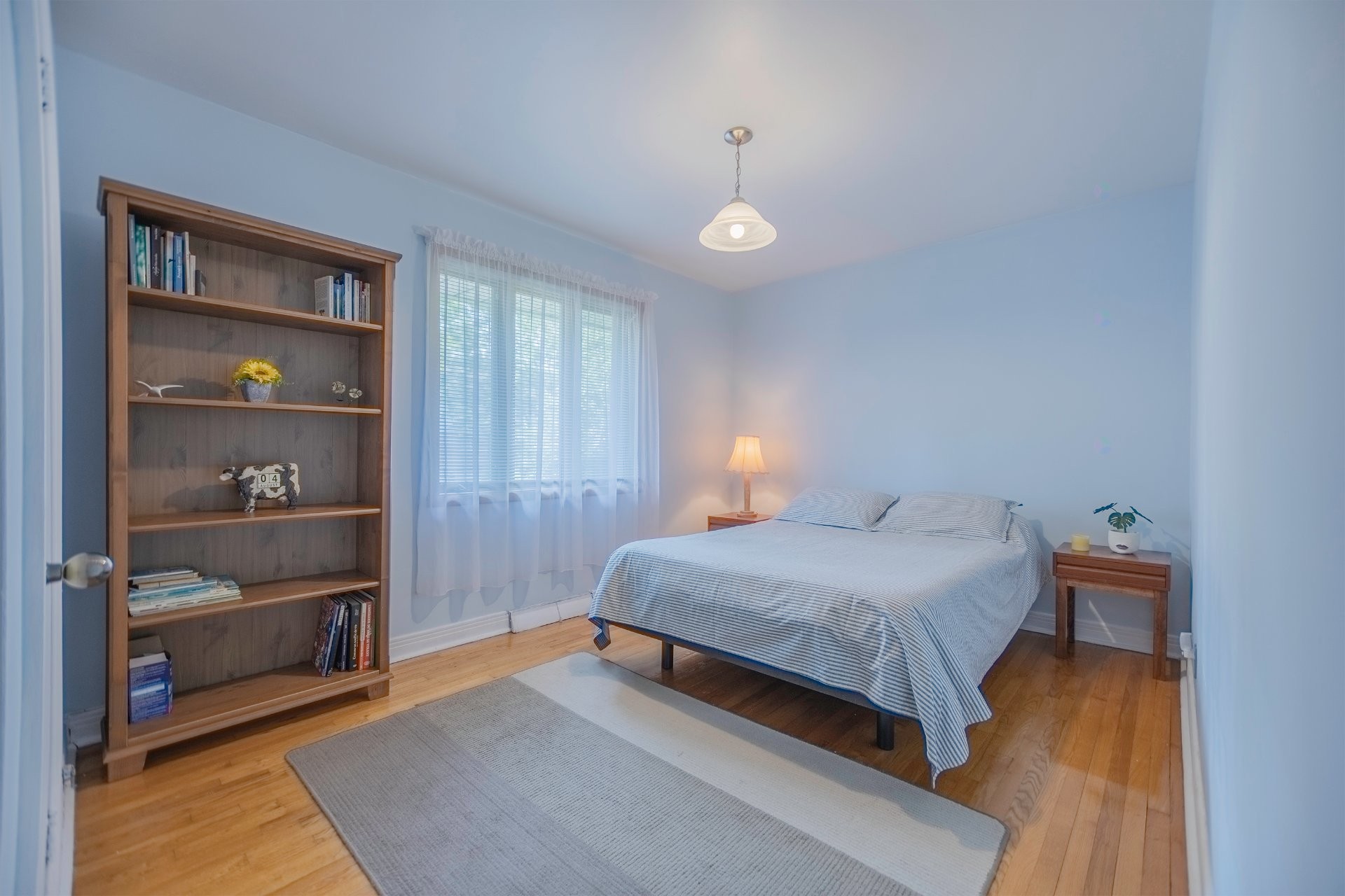 









242


Av. de Sanford

,
Saint-Lambert,




QC
J4P2X6

