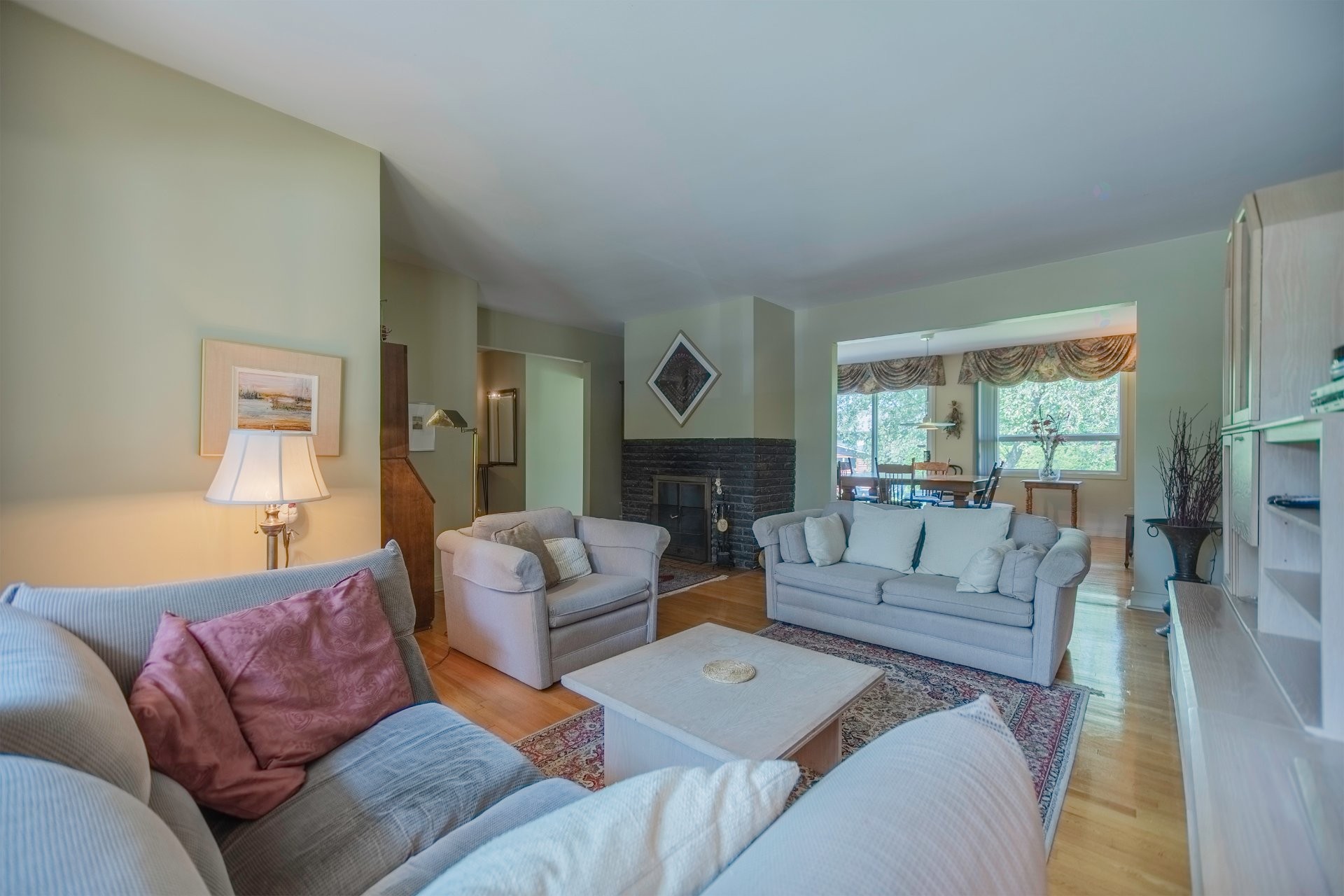 









242


Av. de Sanford

,
Saint-Lambert,




QC
J4P2X6

