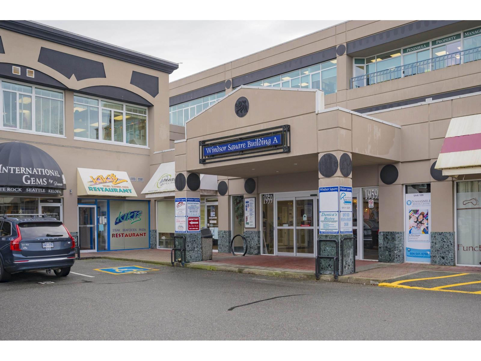 












107 1959 152 STREET

,
Surrey,




British Columbia
V4A9E3

