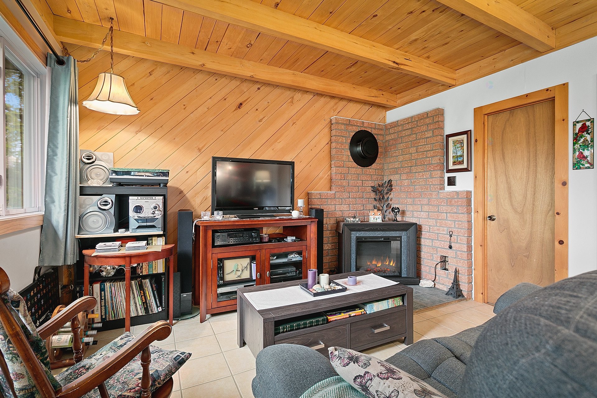 









114


Ch. du Lac-Bois-Franc

,
Val-des-Monts,




QC
J8N1C7

