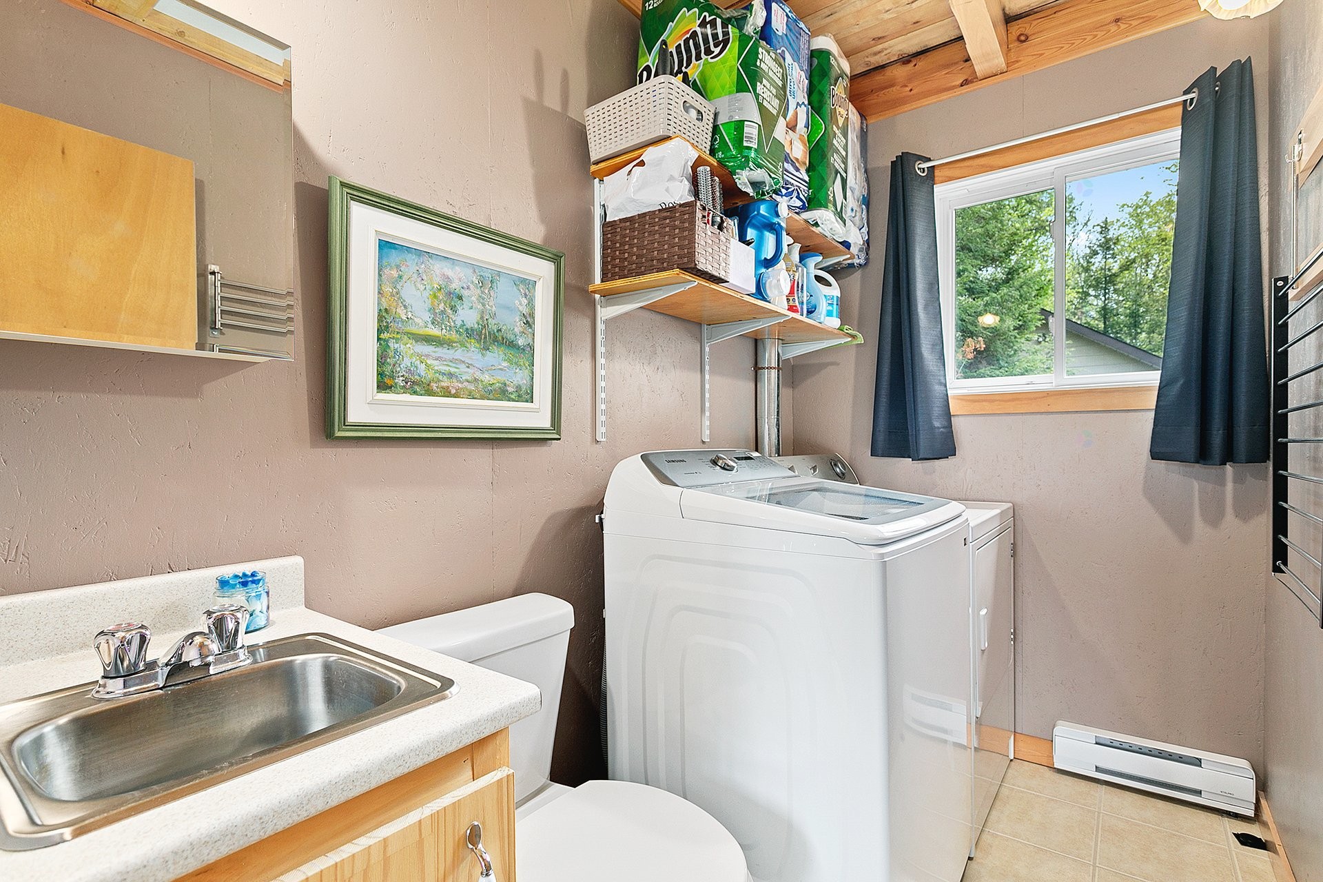 









114


Ch. du Lac-Bois-Franc

,
Val-des-Monts,




QC
J8N1C7

