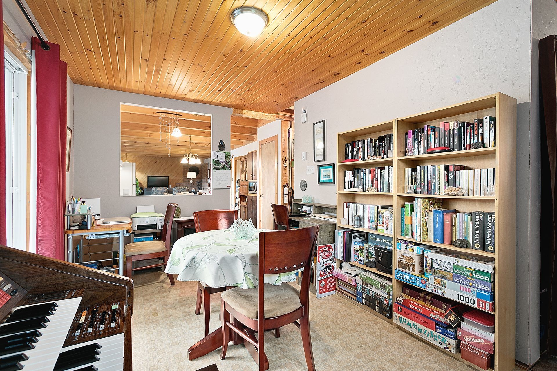 









114


Ch. du Lac-Bois-Franc

,
Val-des-Monts,




QC
J8N1C7

