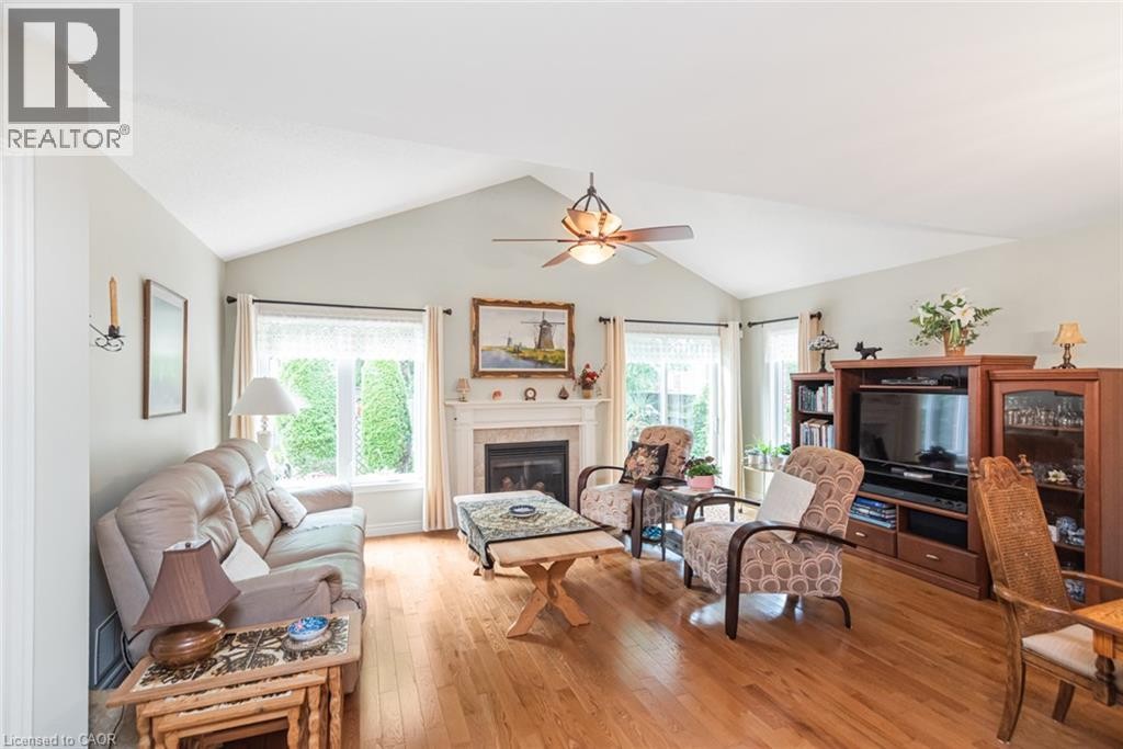 












80 VINIFERA Drive

,
Grimsby,




Ontario
L3M5S6

