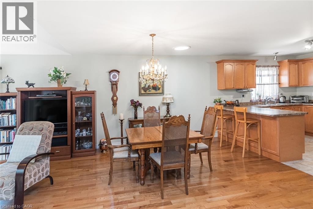 












80 VINIFERA Drive

,
Grimsby,




Ontario
L3M5S6

