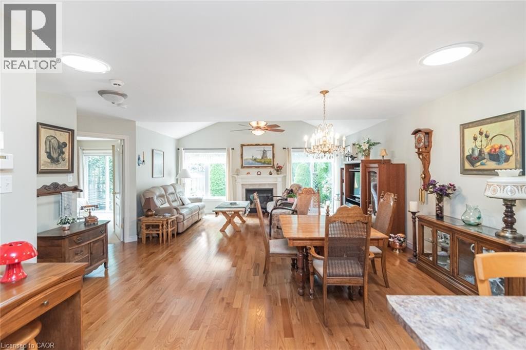 












80 VINIFERA Drive

,
Grimsby,




Ontario
L3M5S6

