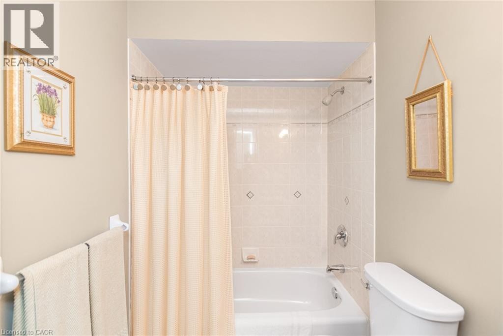 












80 VINIFERA Drive

,
Grimsby,




Ontario
L3M5S6

