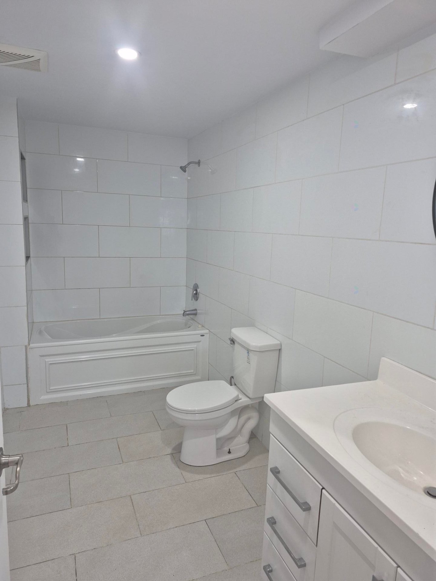 









14A


Rue de Bayeux

,
Laval (Laval-des-Rapides),




QC
H7N4L4

