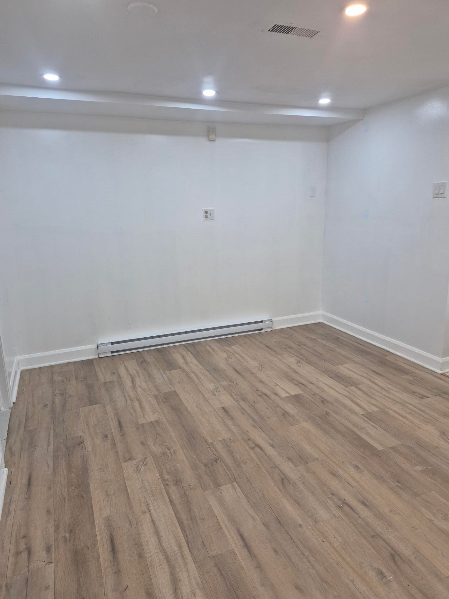 









14A


Rue de Bayeux

,
Laval (Laval-des-Rapides),




QC
H7N4L4

