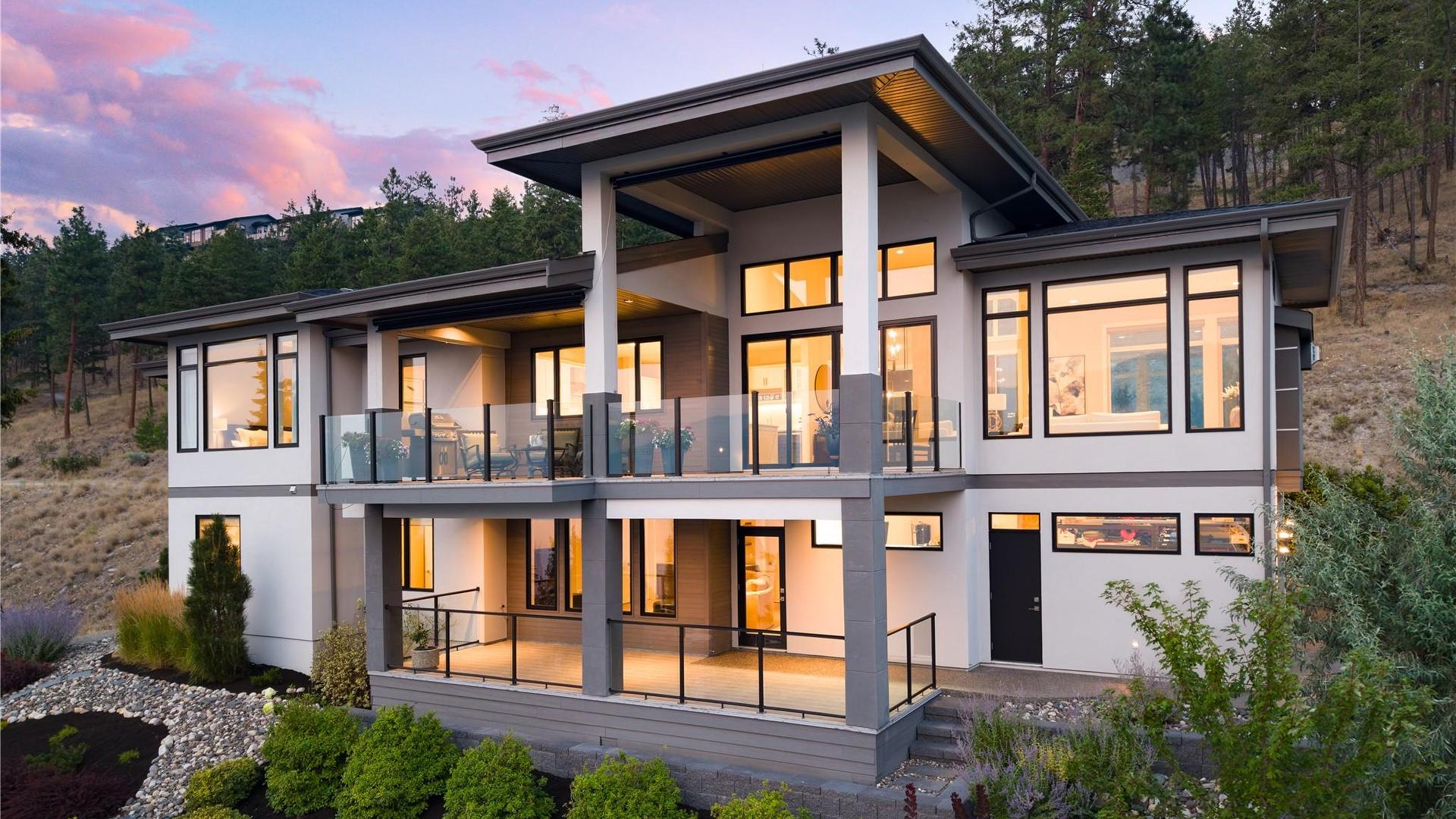 









3320


Acacia

Lane,
Kelowna,




BC
V1V 3G1

