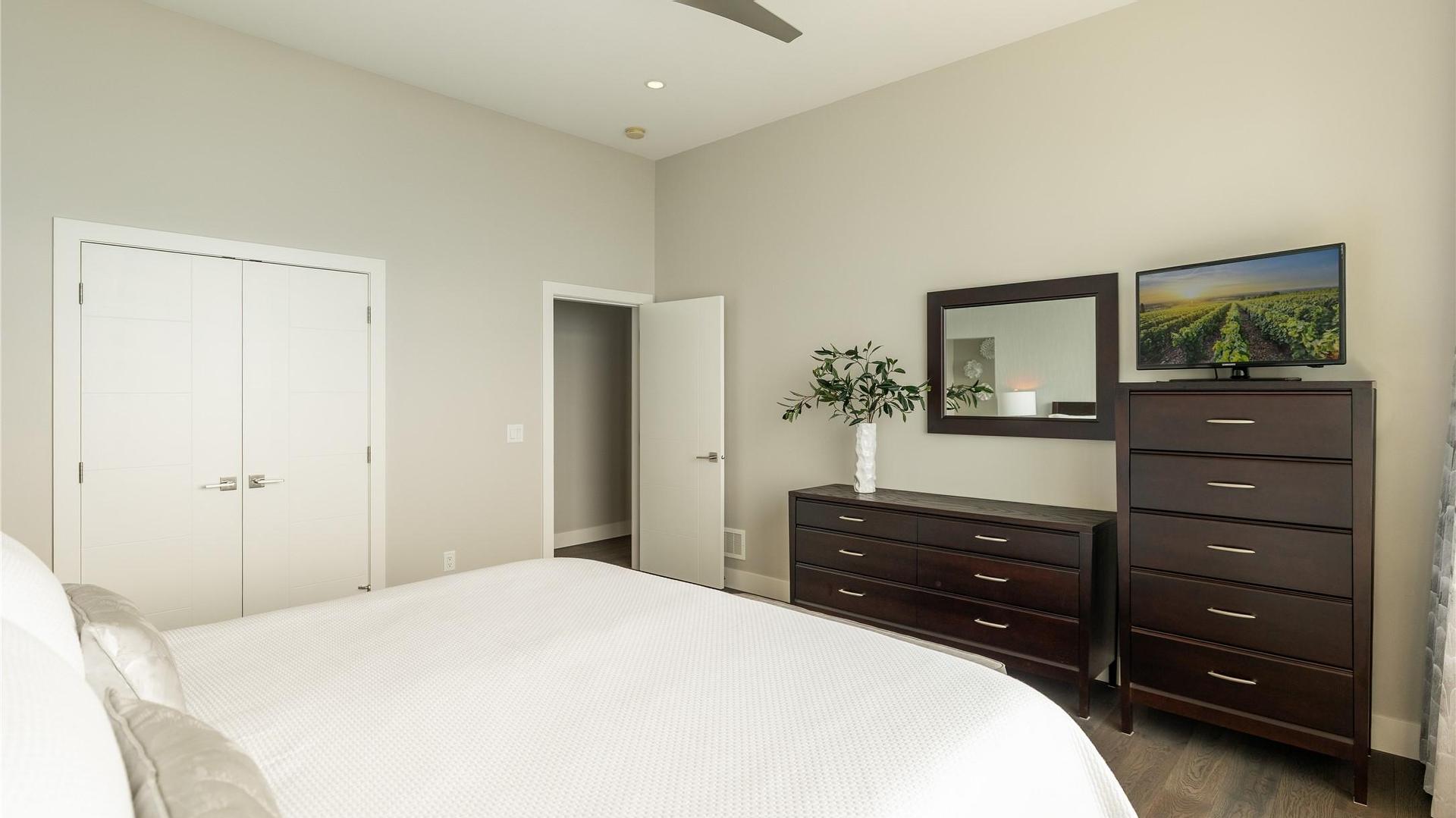 









3320


Acacia

Lane,
Kelowna,




BC
V1V 3G1

