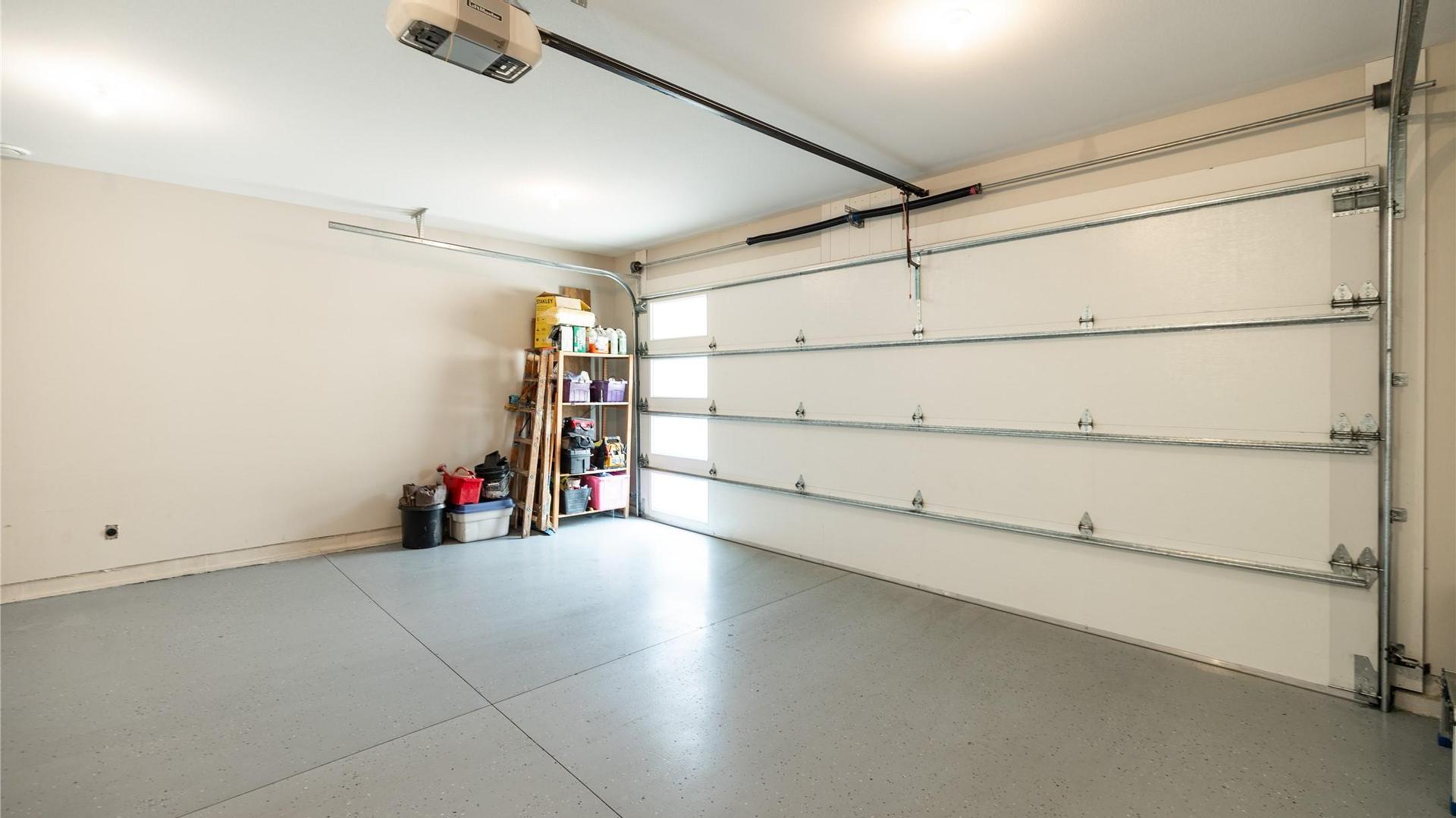 









3320


Acacia

Lane,
Kelowna,




BC
V1V 3G1

