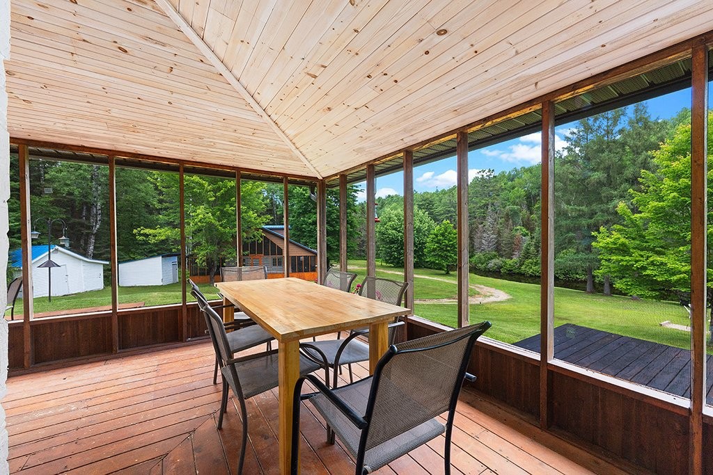









1264

 - 1282


Ch. Picanoc

,
Otter Lake,




QC
J0X2P0

