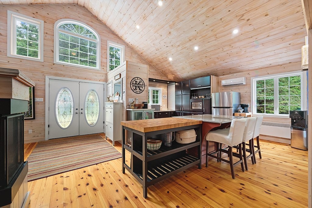 









1264

 - 1282


Ch. Picanoc

,
Otter Lake,




QC
J0X2P0

