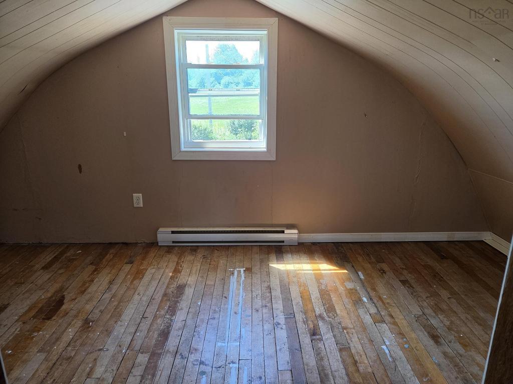 












237 Fraser Rd

,
Harmony,




NS
B6L 3K9

