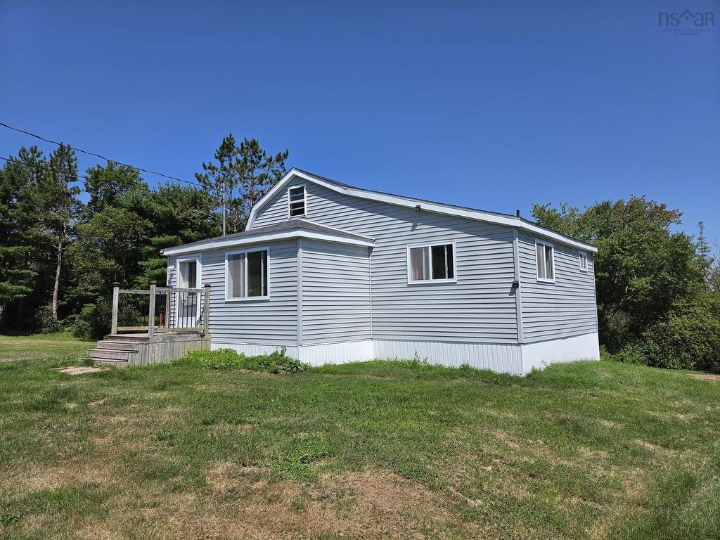 












237 Fraser Rd

,
Harmony,




NS
B6L 3K9

