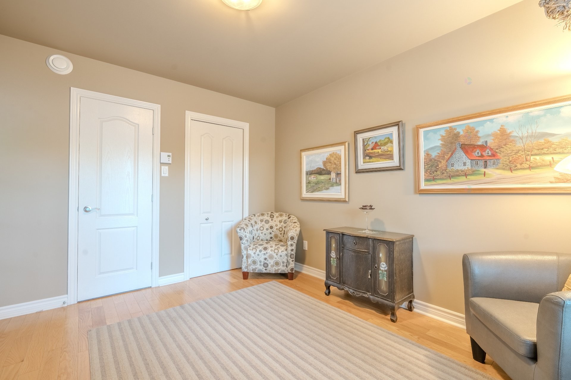 









1161


Rue Lise

,
Lavaltrie,




QC
J5T0E3

