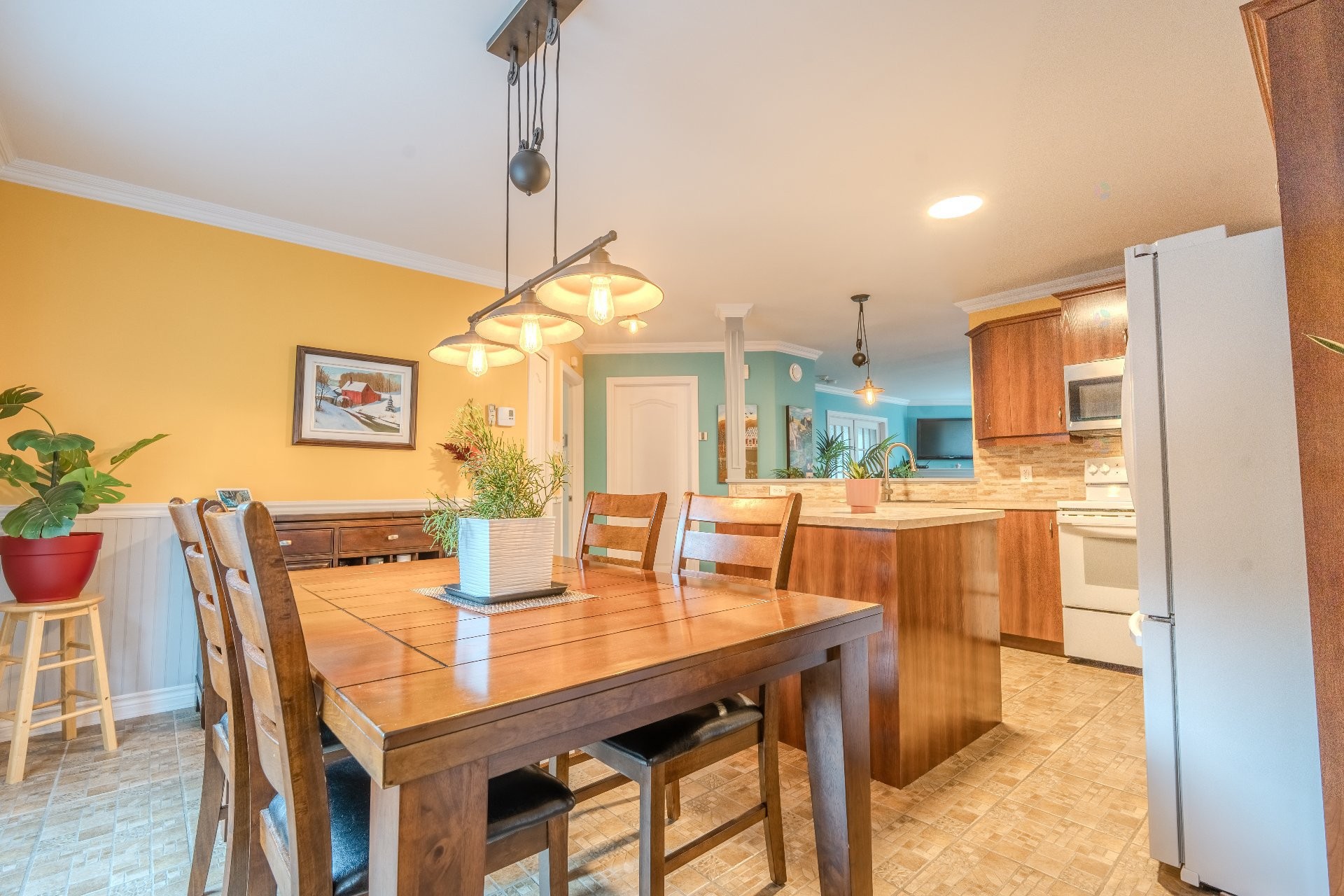 









1161


Rue Lise

,
Lavaltrie,




QC
J5T0E3

