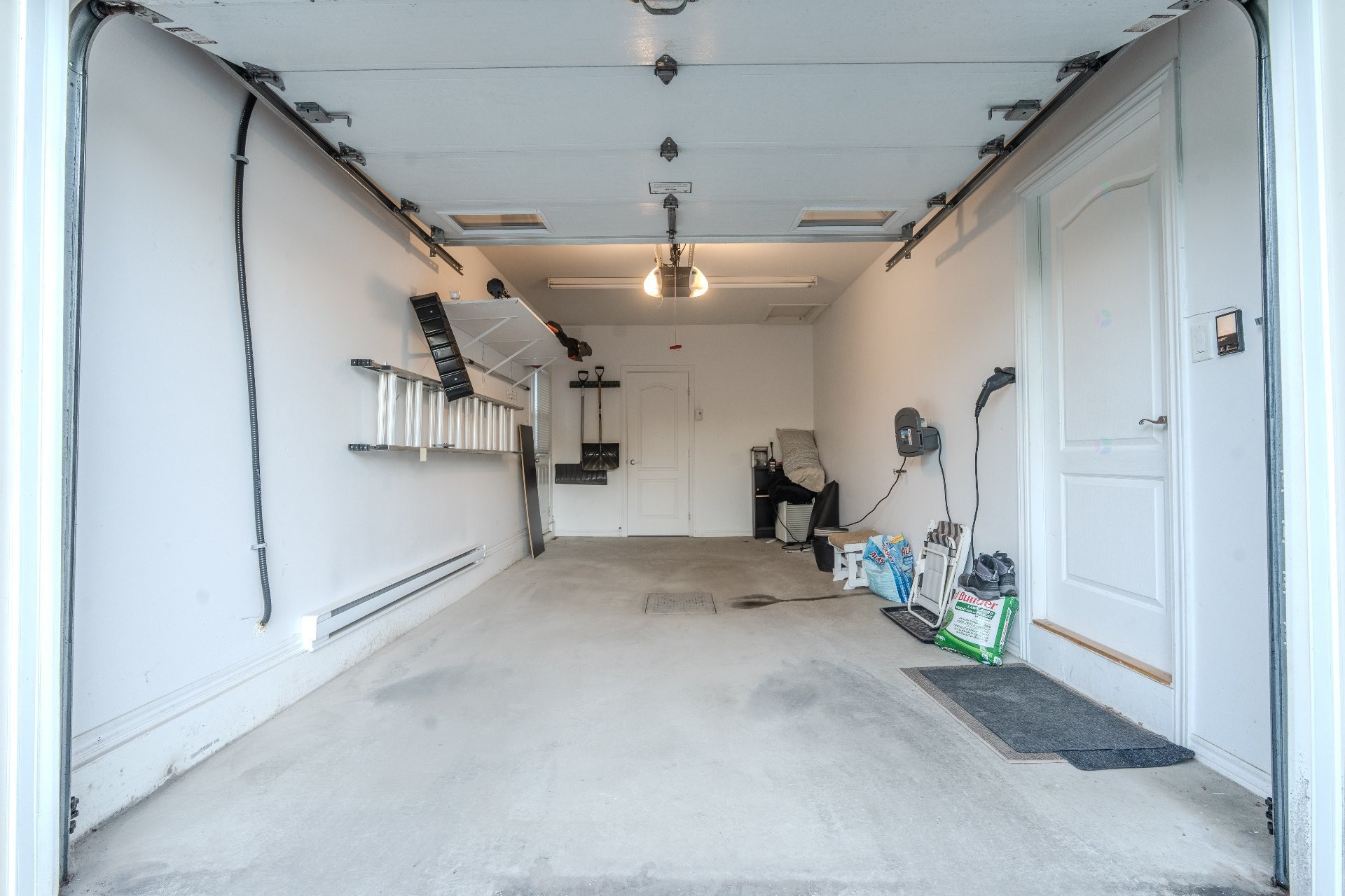 









1161


Rue Lise

,
Lavaltrie,




QC
J5T0E3

