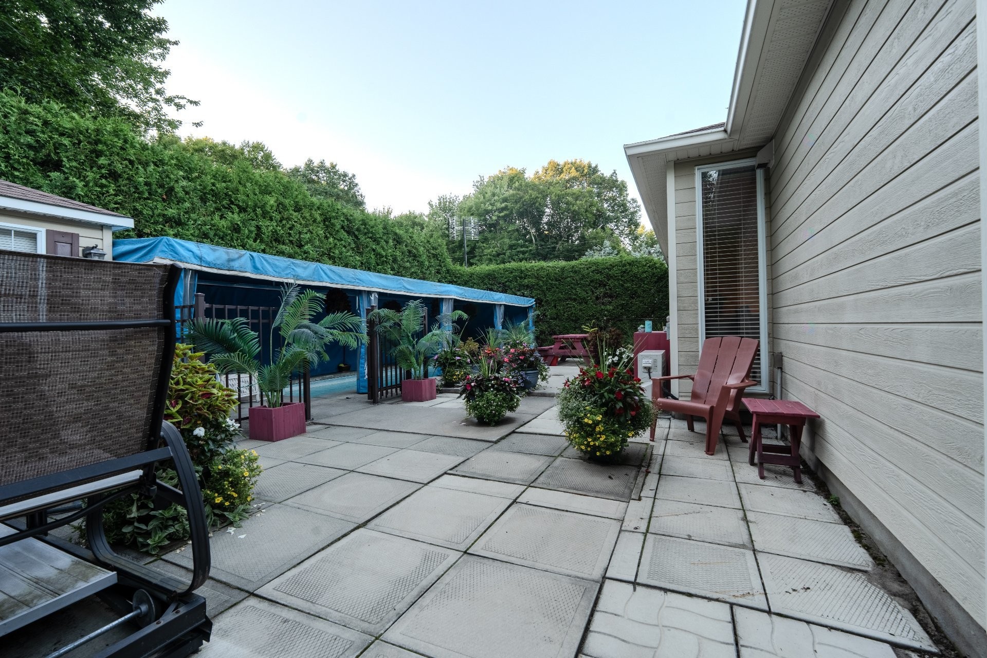 









1161


Rue Lise

,
Lavaltrie,




QC
J5T0E3

