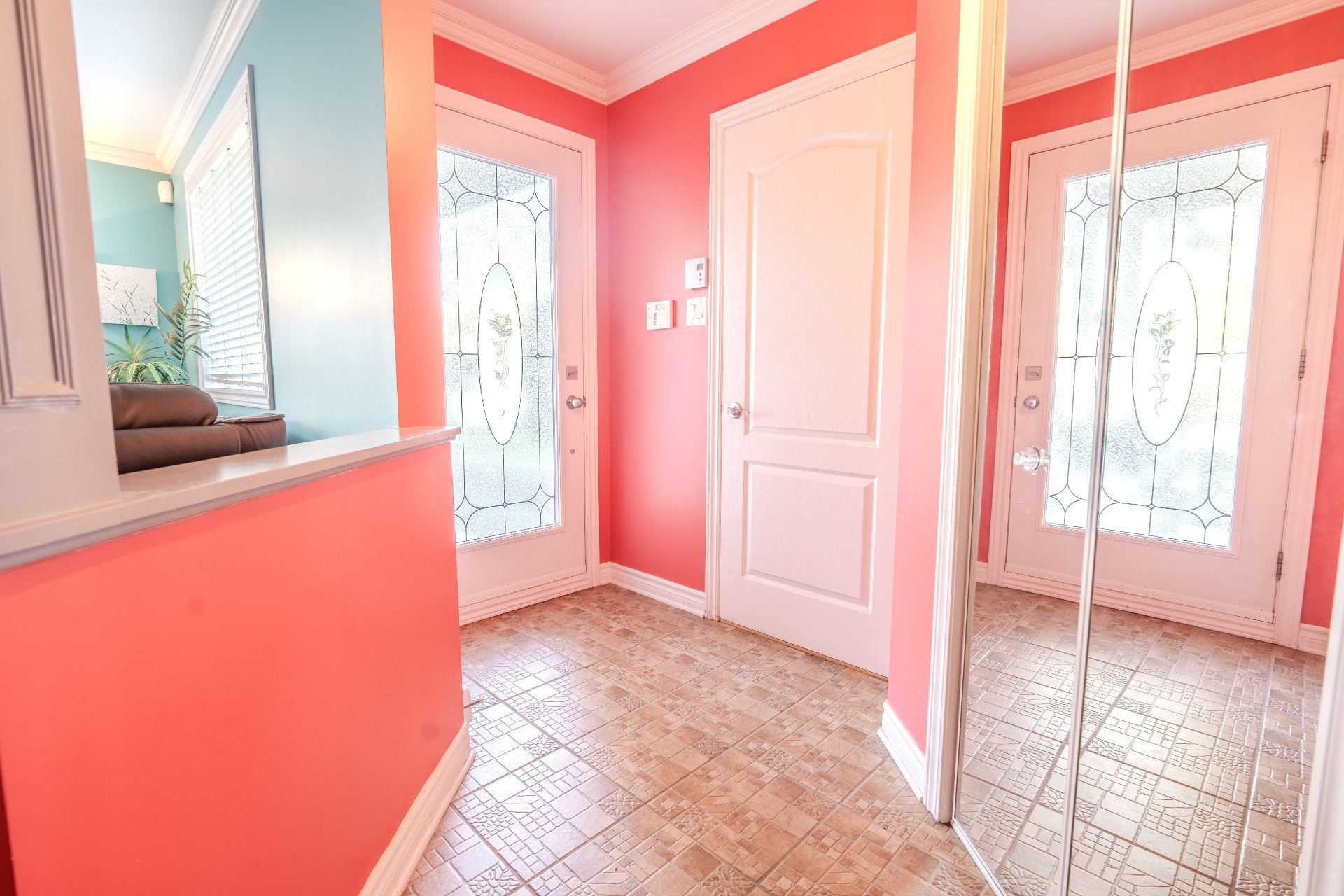 









1161


Rue Lise

,
Lavaltrie,




QC
J5T0E3

