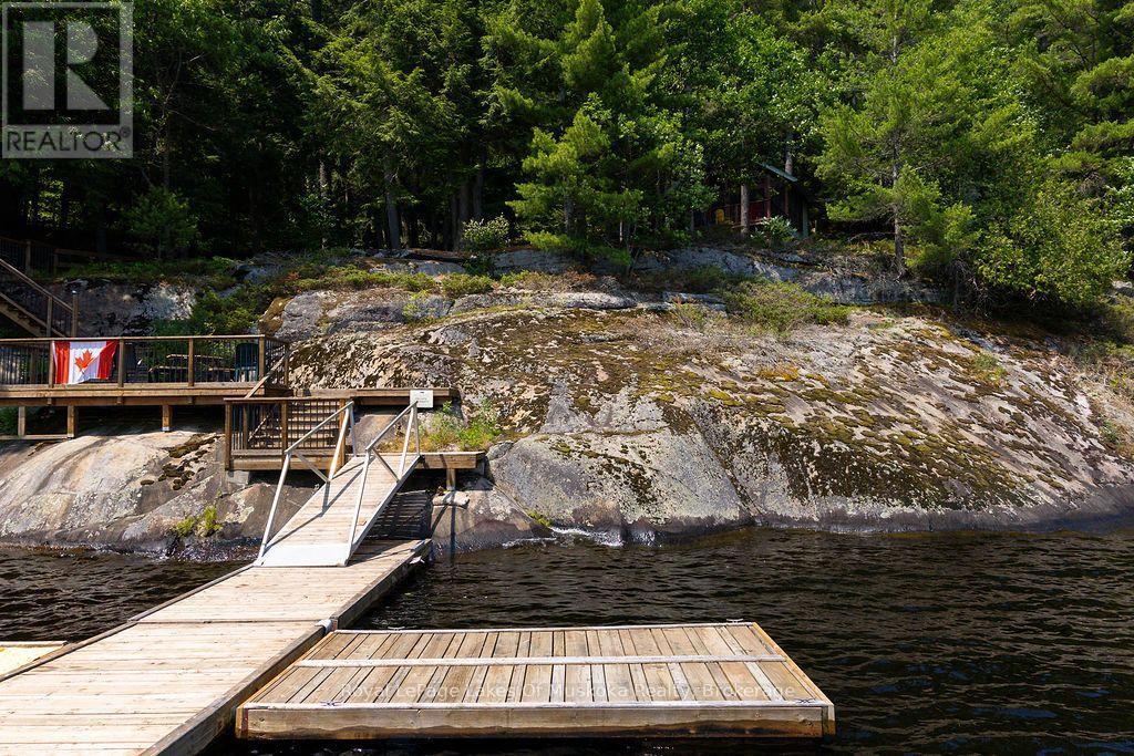 












LOT #15 - 101 GRYFFIN BLUFFS LANE

,
Huntsville (Brunel),







Ontario
P0B1M0


