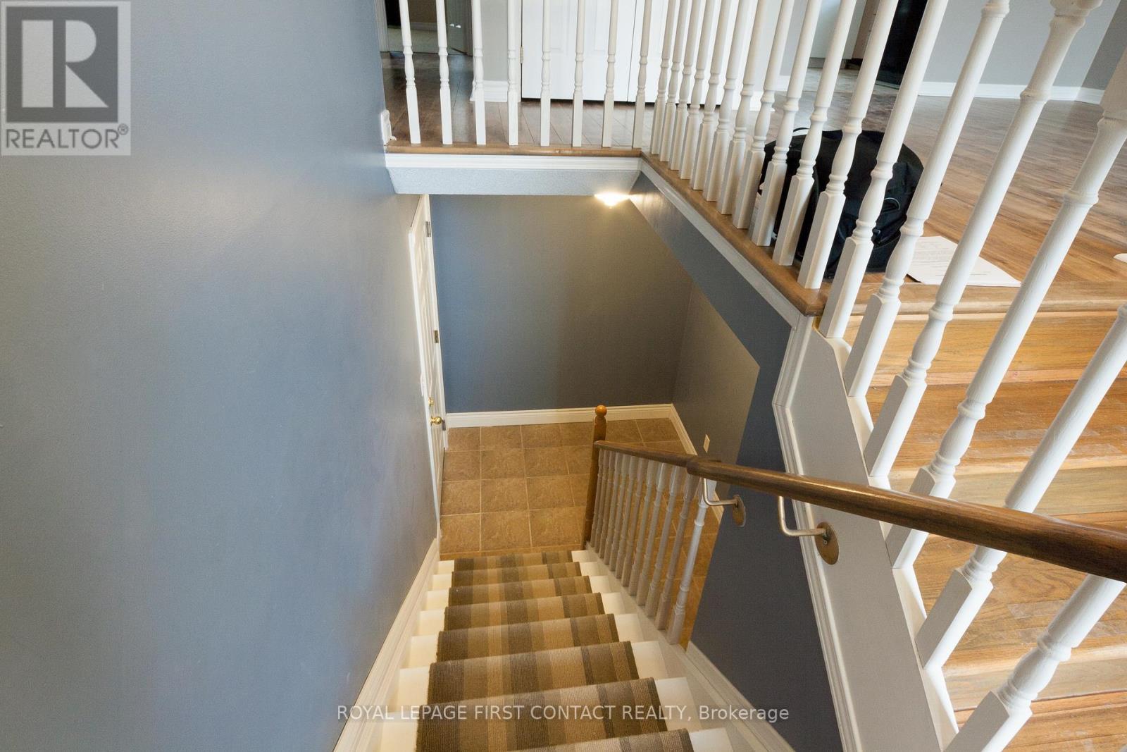 












UPPER - 238 WESSENGER DRIVE

,
Barrie,




Ontario
L4N8R4

