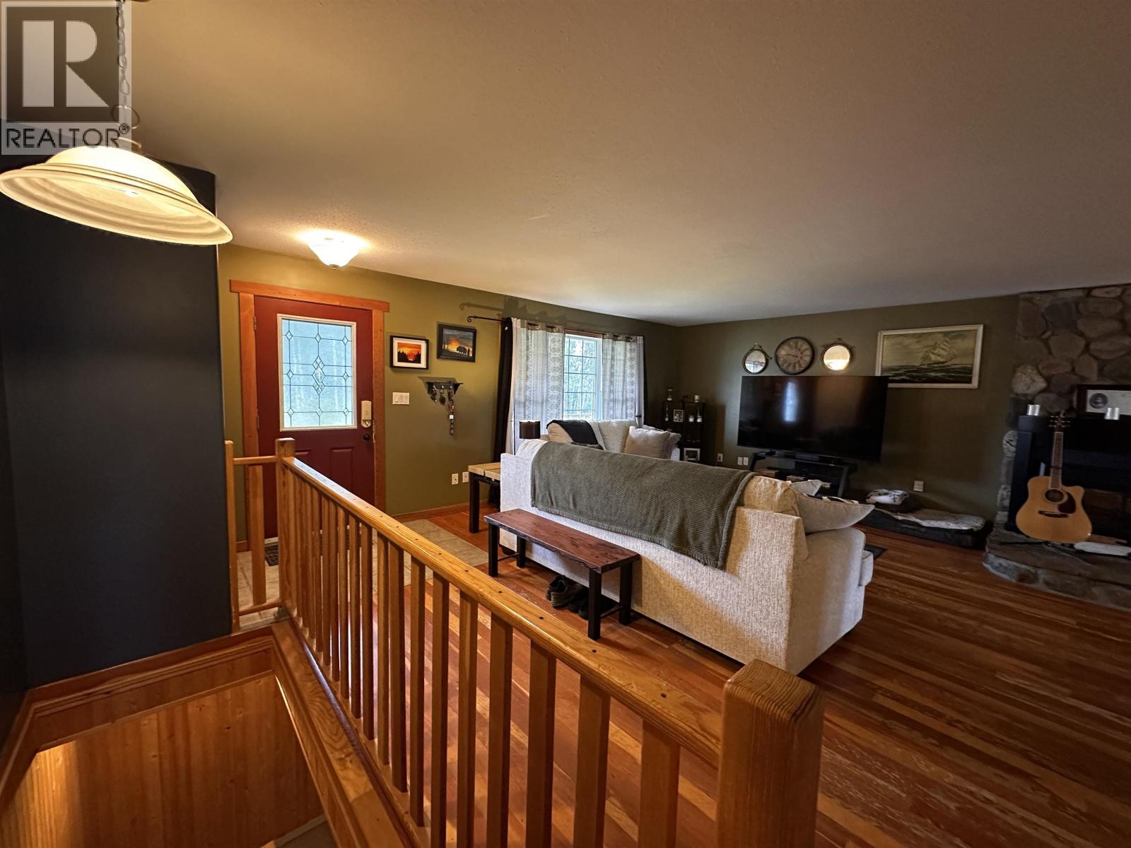 












4410 E 52 AVENUE

,
Fort Nelson,




British Columbia
V0C1R0

