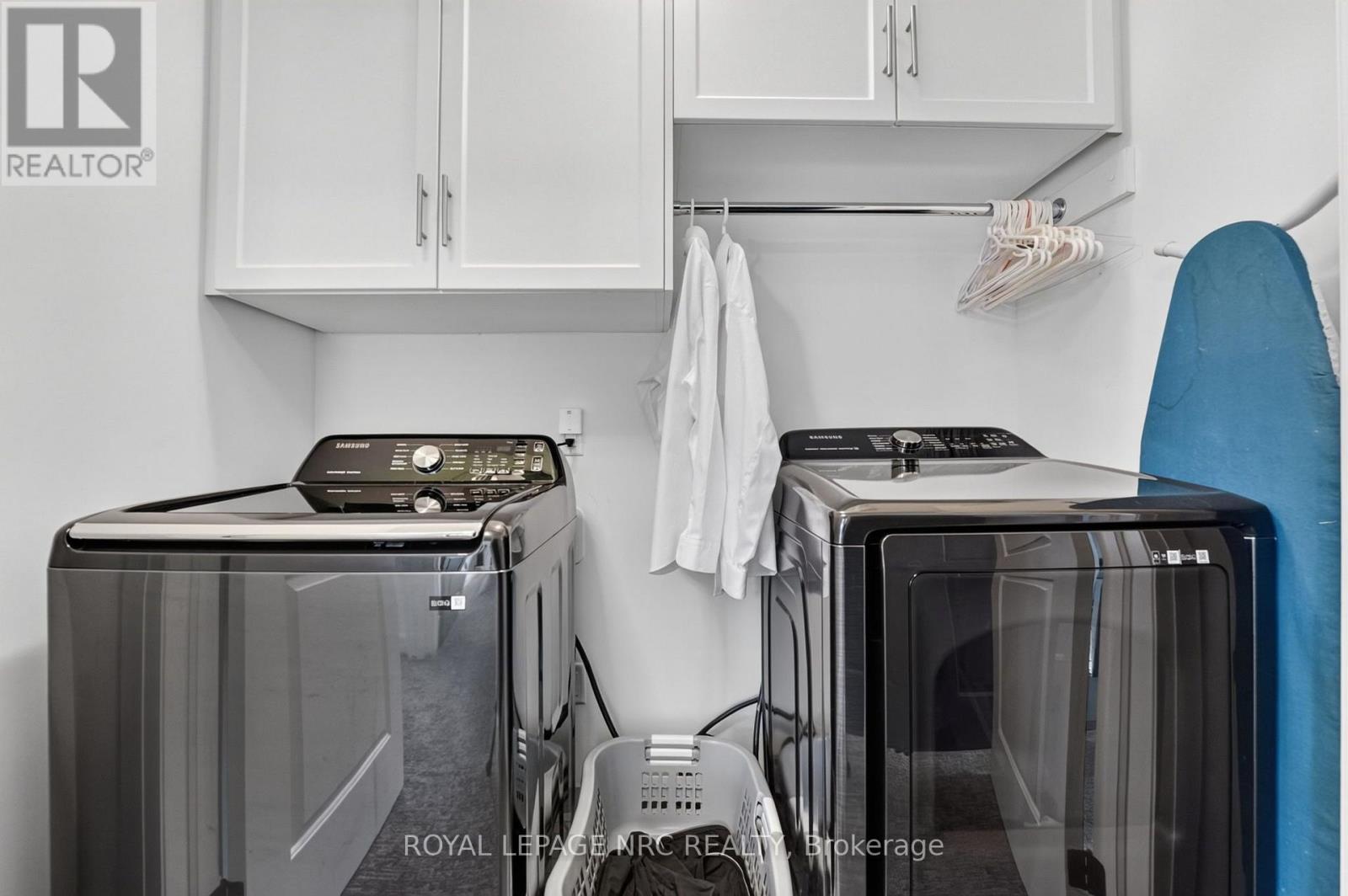 












3 CYCLONE LANE

,
Fort Erie (Crystal Beach),




Ontario
L0S1B0

