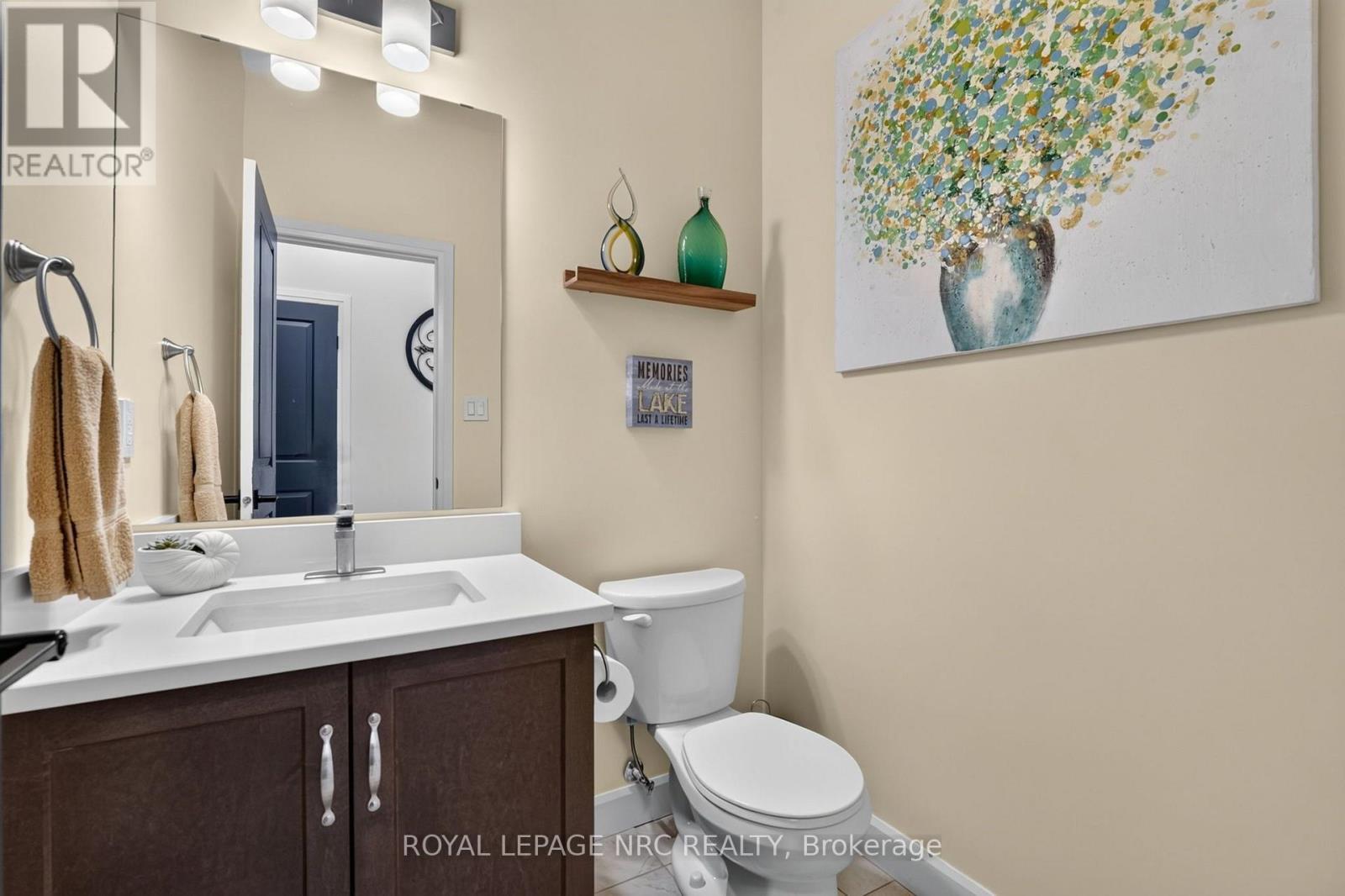 












3 CYCLONE LANE

,
Fort Erie (Crystal Beach),




Ontario
L0S1B0

