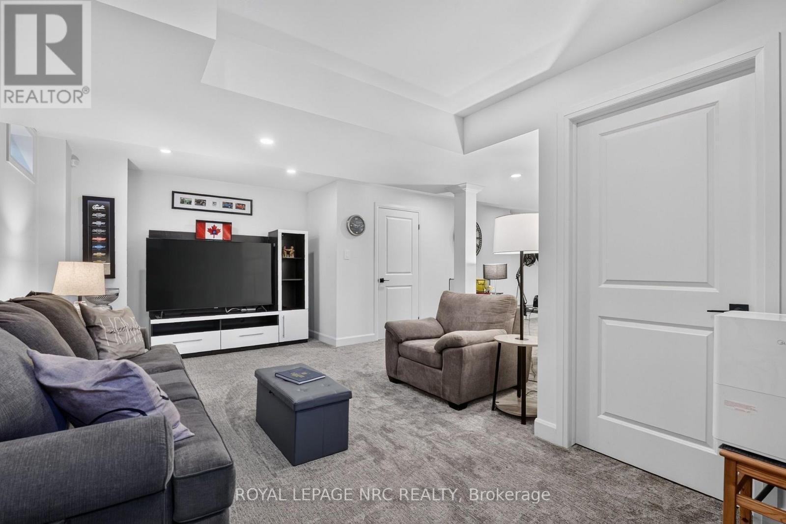 












3 CYCLONE LANE

,
Fort Erie (Crystal Beach),




Ontario
L0S1B0

