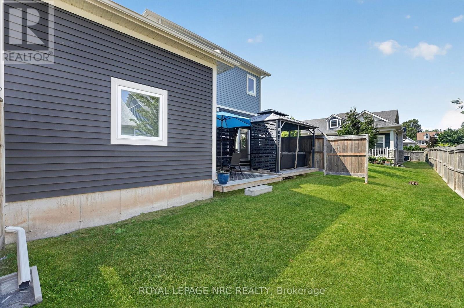 












3 CYCLONE LANE

,
Fort Erie (Crystal Beach),




Ontario
L0S1B0

