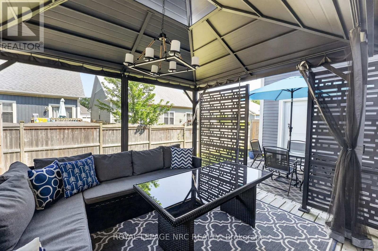 












3 CYCLONE LANE

,
Fort Erie (Crystal Beach),




Ontario
L0S1B0

