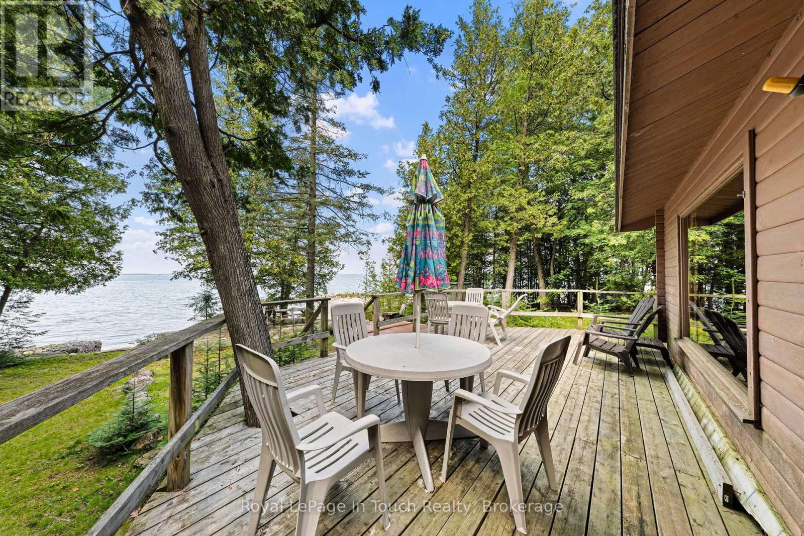 












25 CHIPPEWA CRESCENT

,
Tiny,




Ontario
L9M0C4

