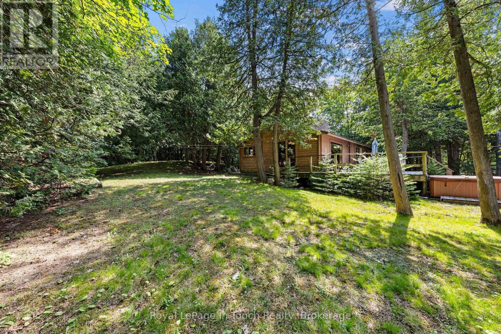 












25 CHIPPEWA CRESCENT

,
Tiny,




Ontario
L9M0C4

