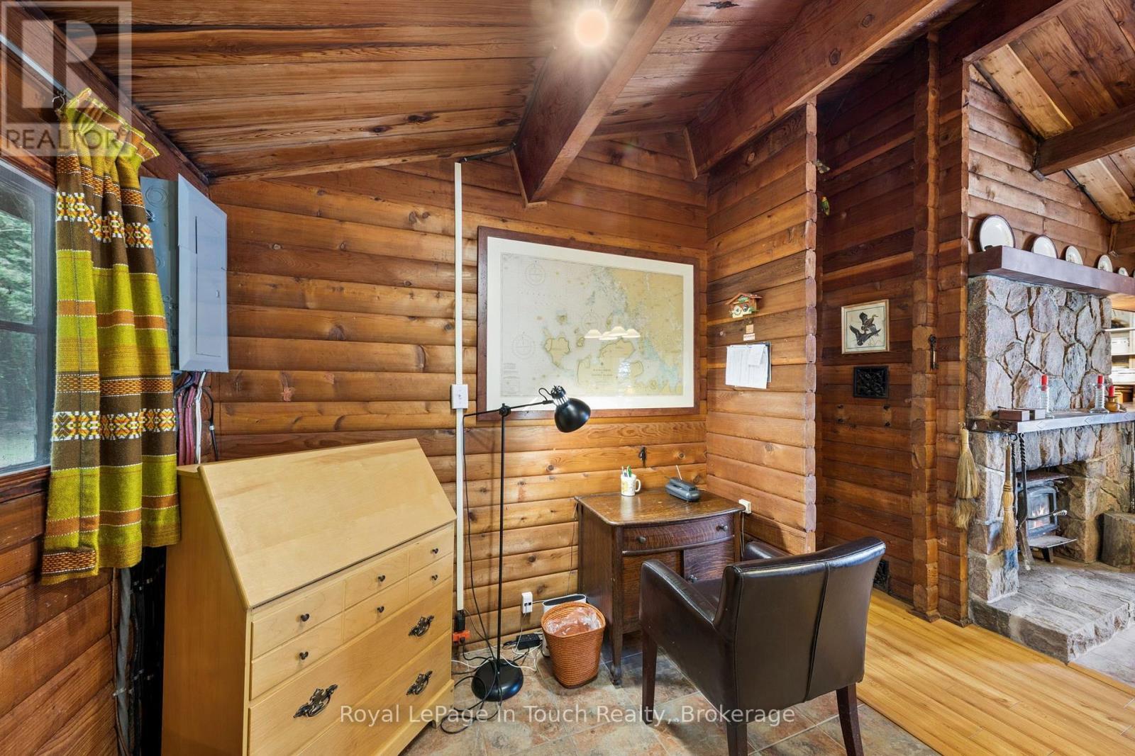 












25 CHIPPEWA CRESCENT

,
Tiny,




Ontario
L9M0C4

