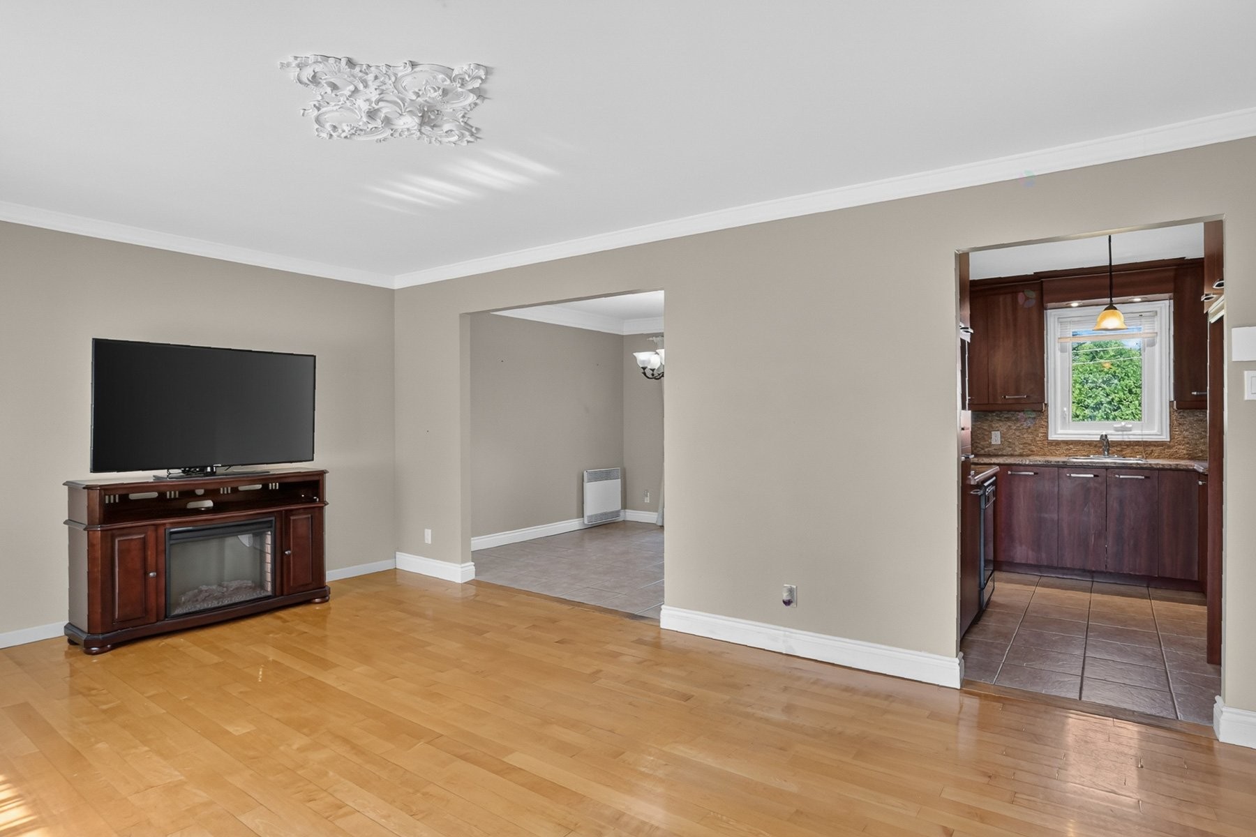 









5300


Rue de Champagne

,
Trois-Rivières,




QC
G8Y3R9

