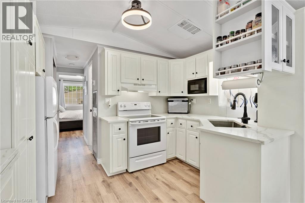 












5 WILLOWDALE Road

,
Cambridge,




Ontario
N1R8B2

