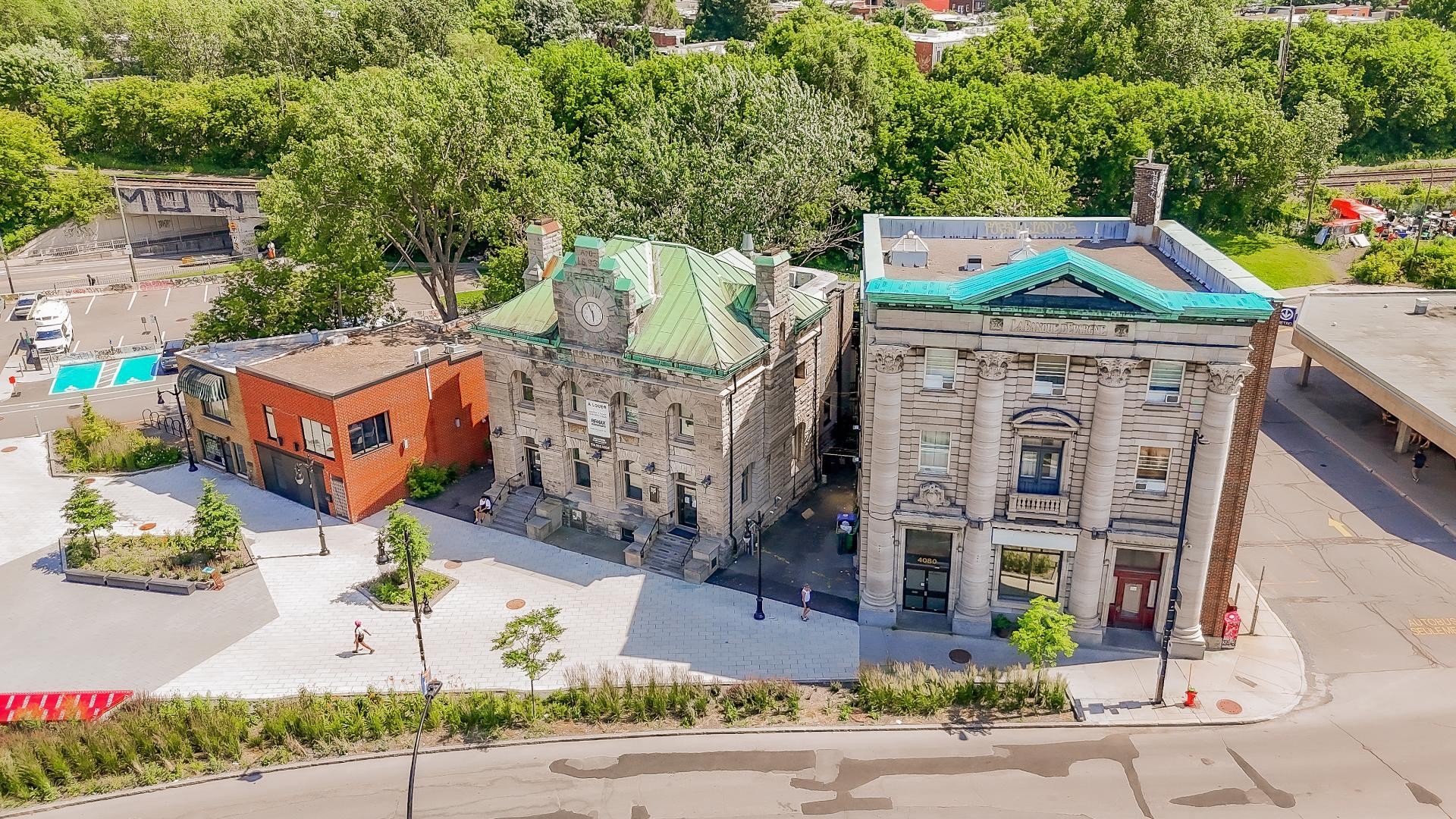 









4080


Rue St-Jacques

,
Montréal (Le Sud-Ouest),




QC
H4C1J2

