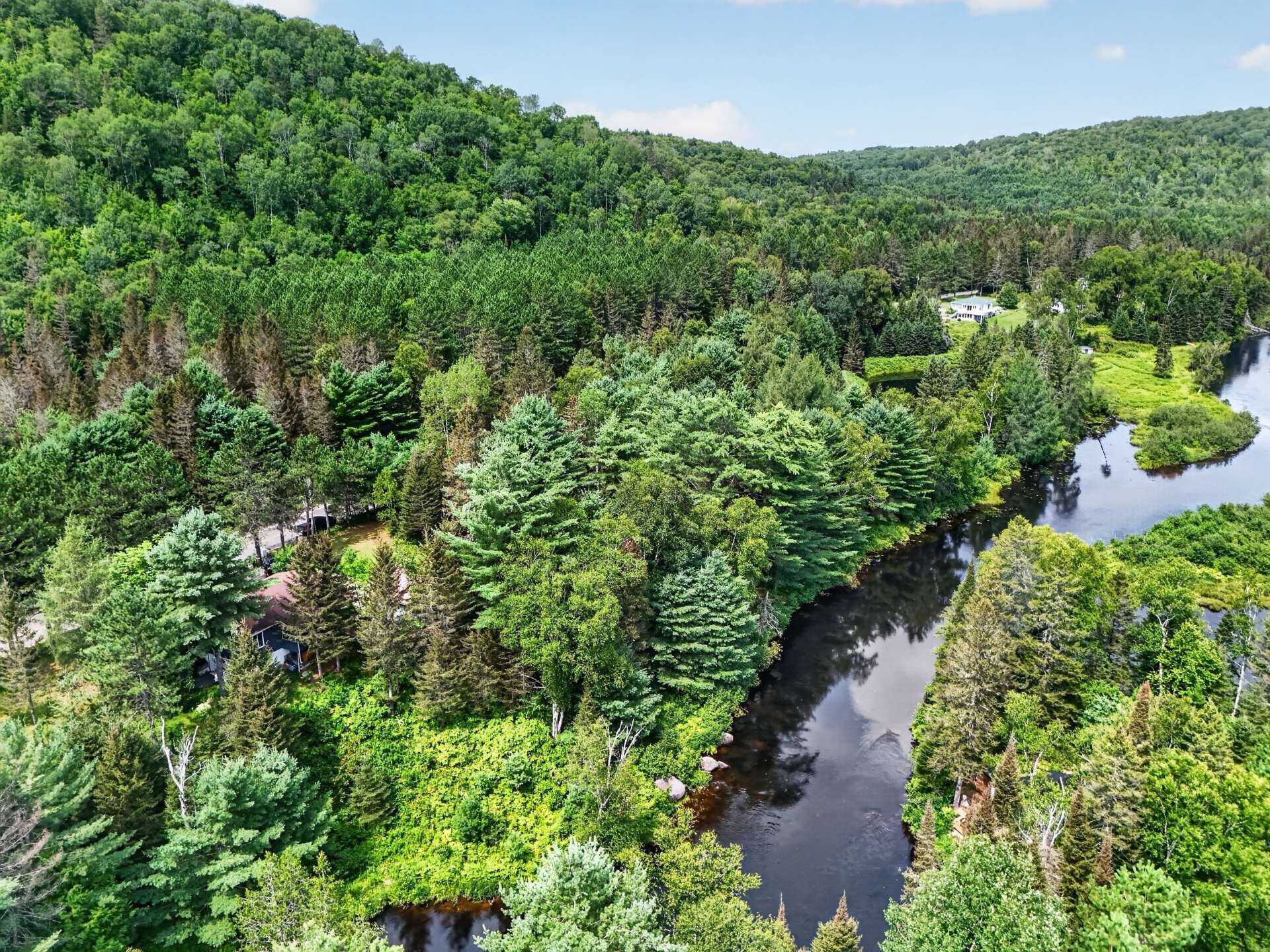 









819


Ch. du Lac-Macaza

,
La Macaza,




QC
J0T1R0

