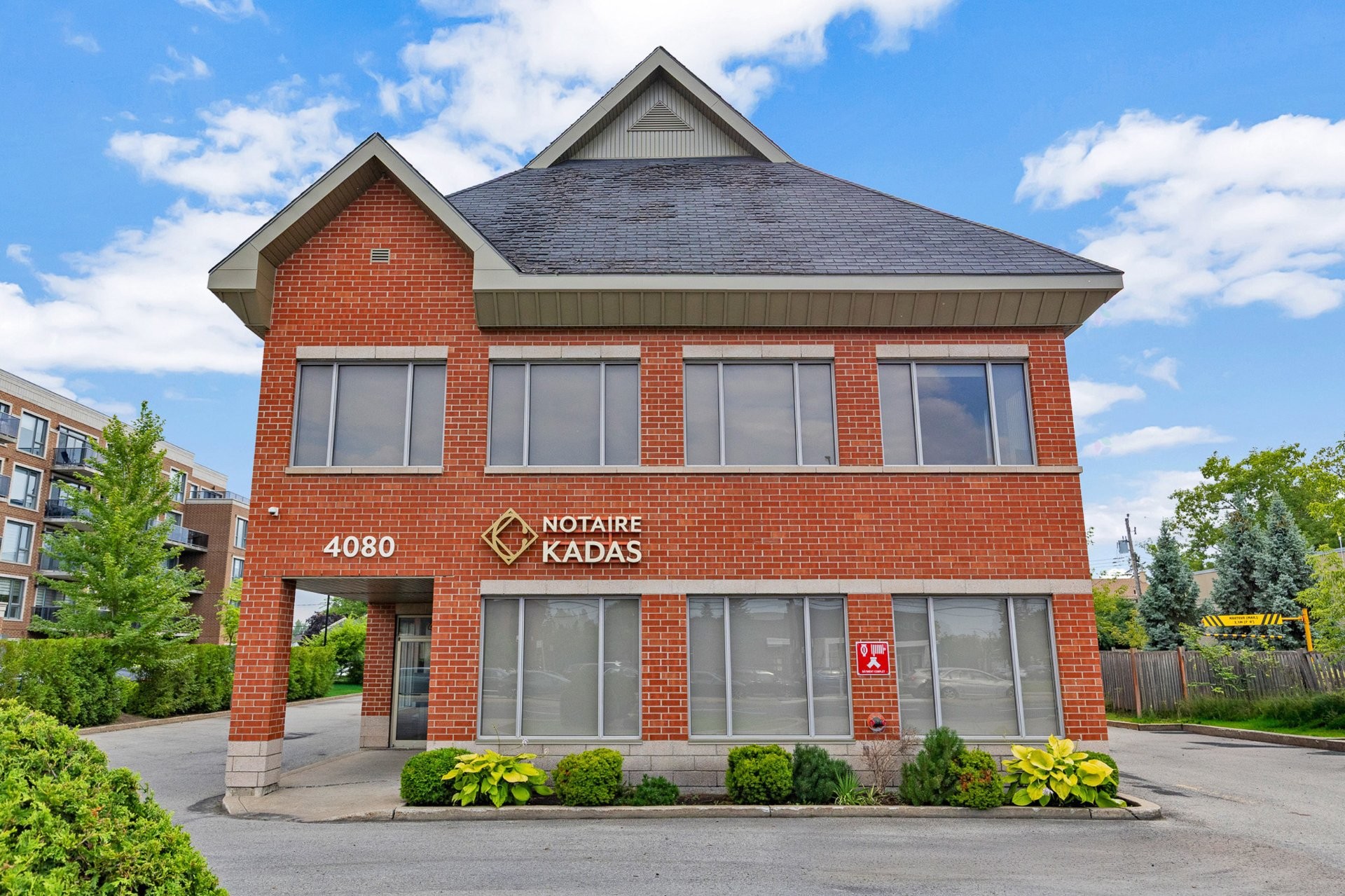 









4080


Boul. des Sources

,
Dollard-des-Ormeaux,




QC
H9B2C8


