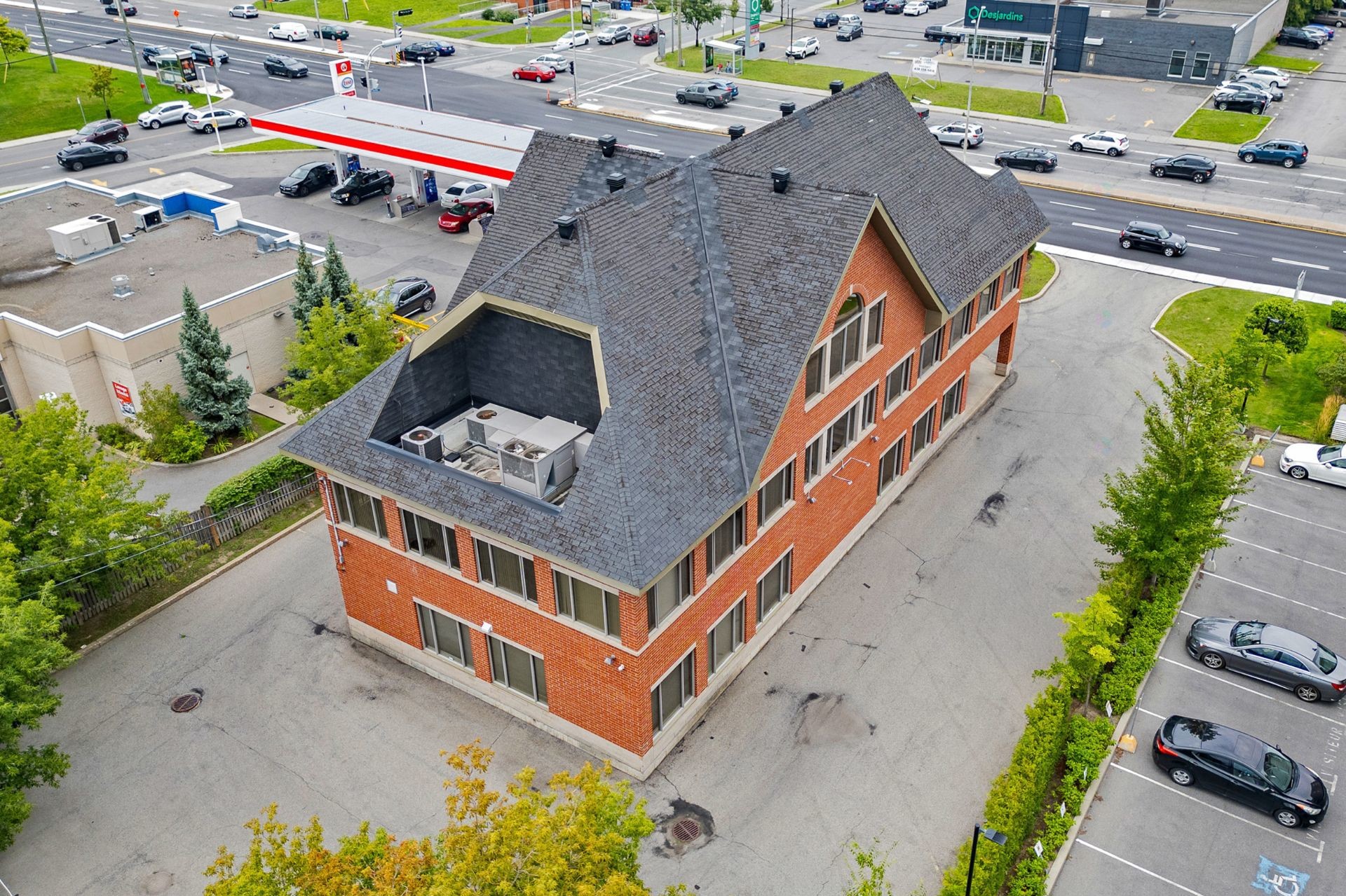 









4080


Boul. des Sources

,
Dollard-des-Ormeaux,




QC
H9B2C8

