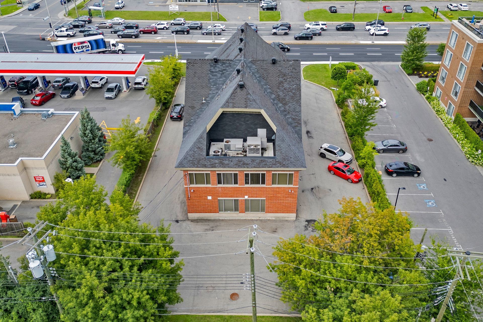









4080


Boul. des Sources

,
Dollard-des-Ormeaux,




QC
H9B2C8

