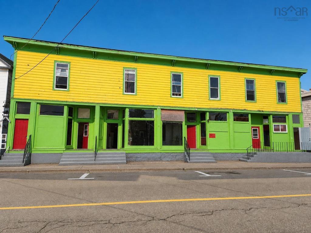 












139 Main Street Street

,
Cumberland,




NS
B0M 1S0

