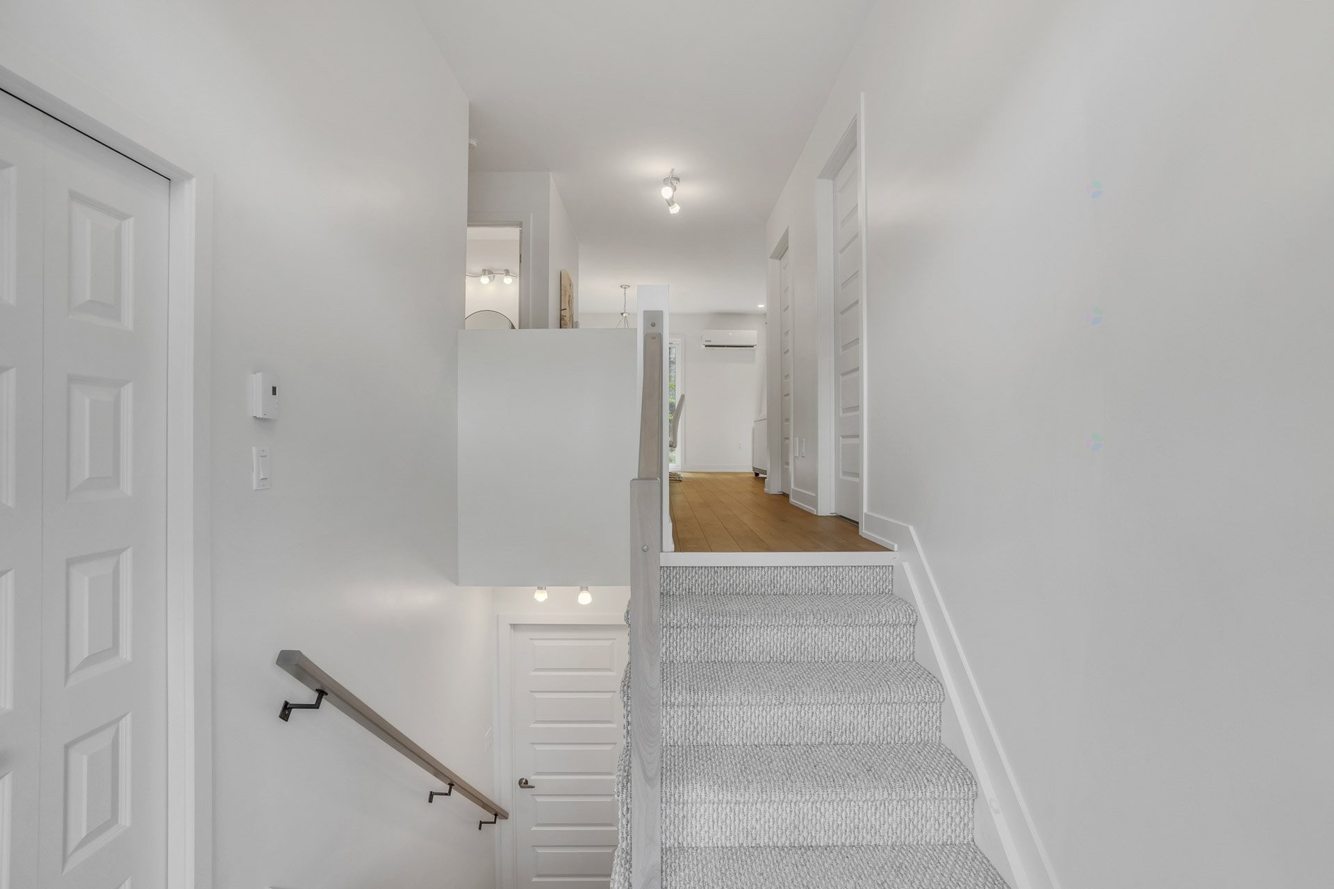 









14A


Ch. Crouch

,
Val-des-Monts,




QC
J8M1M9

