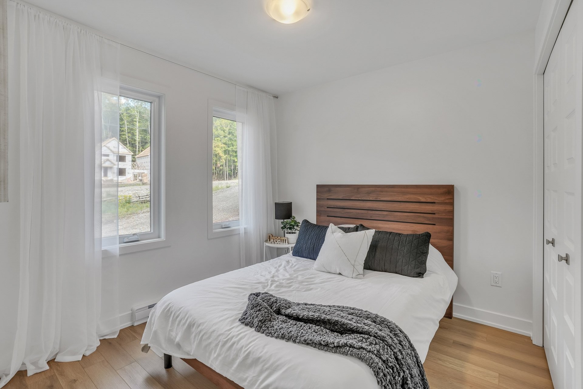 









14A


Ch. Crouch

,
Val-des-Monts,




QC
J8M1M9

