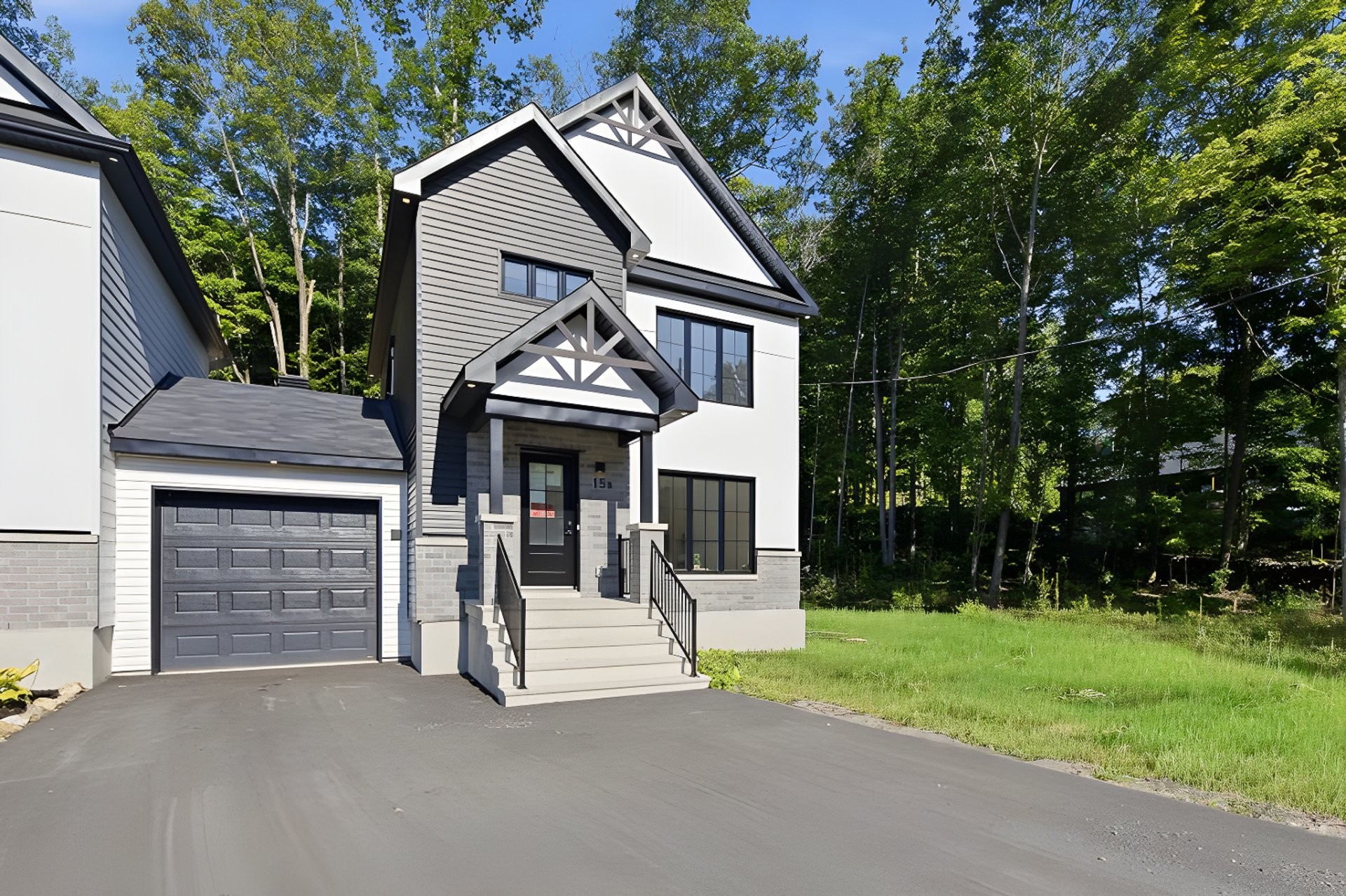 









15B


Ch. Crouch

,
Val-des-Monts,




QC
J8M1M9

