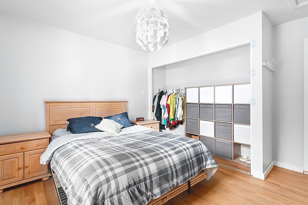 









6


Av. Fernbank

,
Bristol,




QC
J0X1G0

